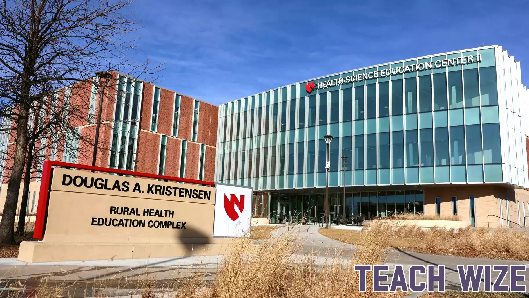 Carey and Brian Hamilton recognized in new Health Science Education Center