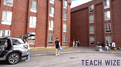 Maine Hello: A Warm Welcome for New Students